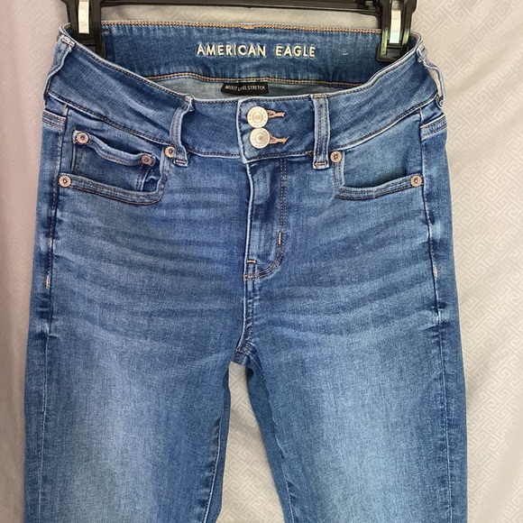 American Eagle Jeans Artist Crop Size 2 - Picture 5 of 14